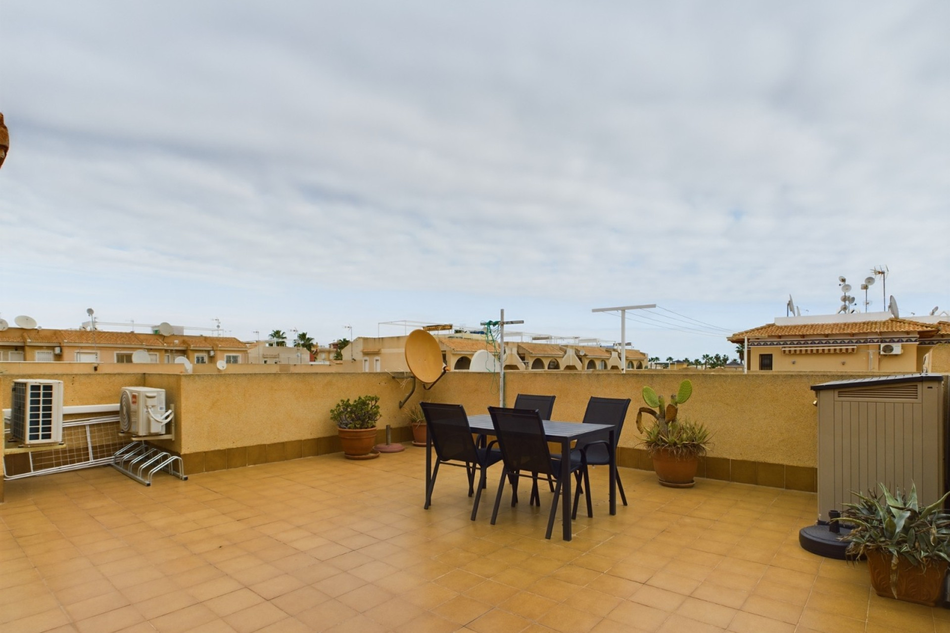 Herverkoop - Apartment - Los Alcázares - Playa II