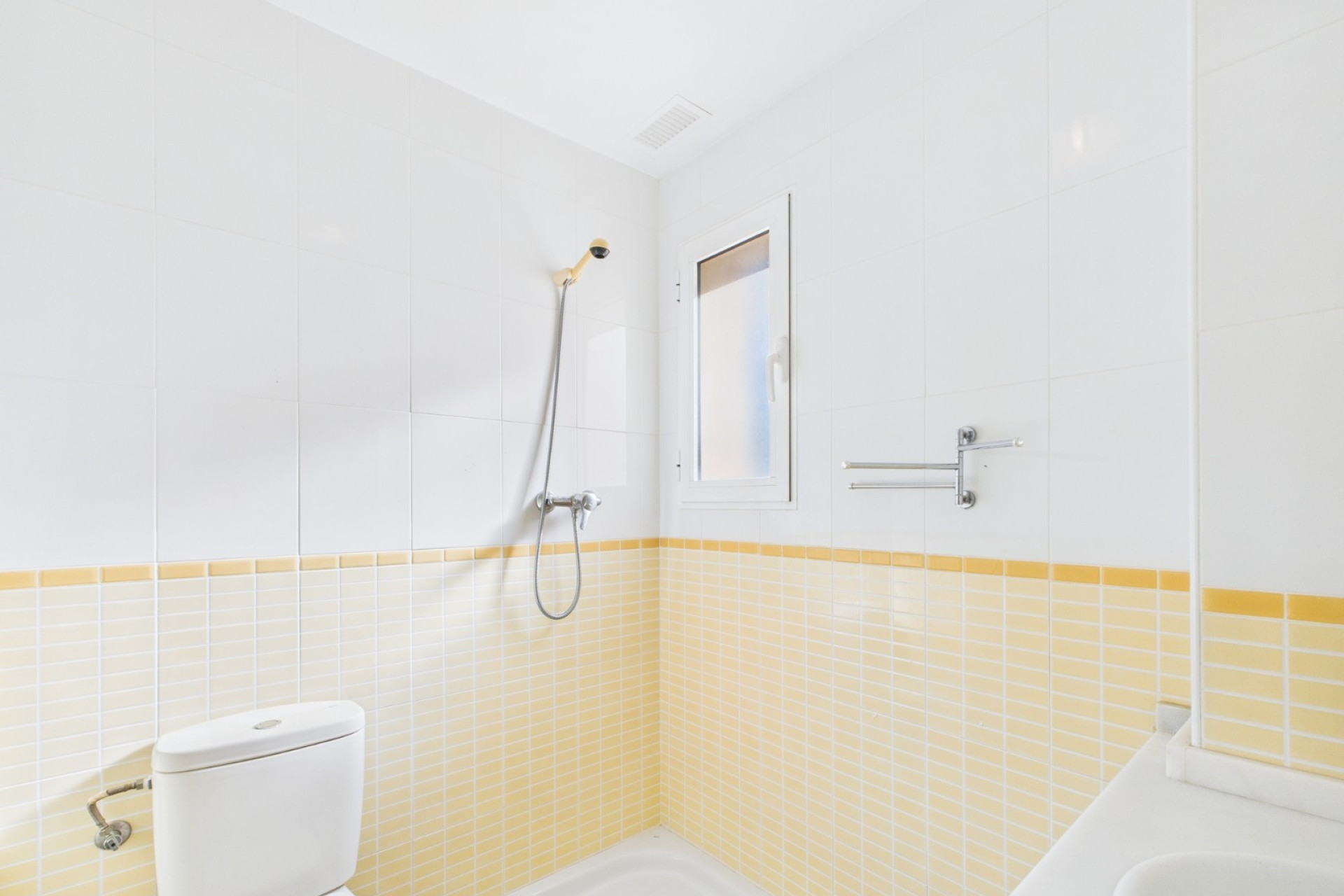 Herverkoop - Apartment - San Cayetano