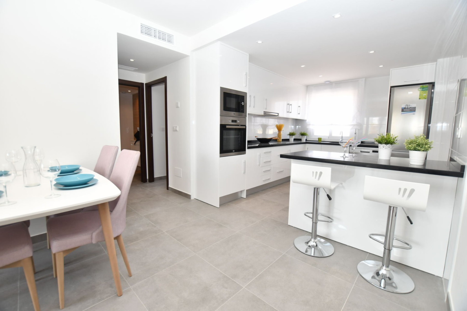 Neue Gebäude - Apartment - San Miguel de Salinas