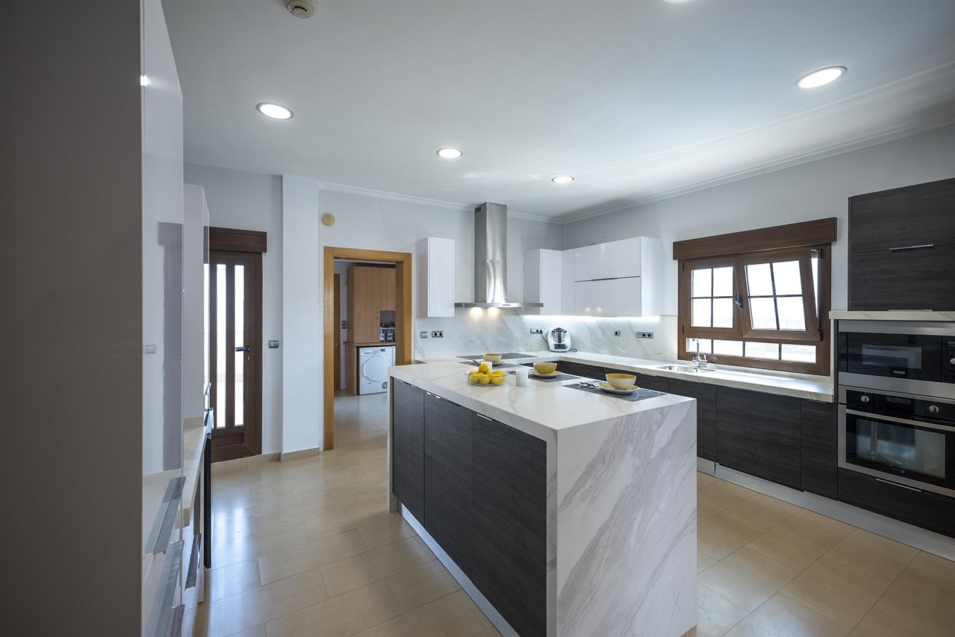4-bedroom Villa in Avileses photo 6