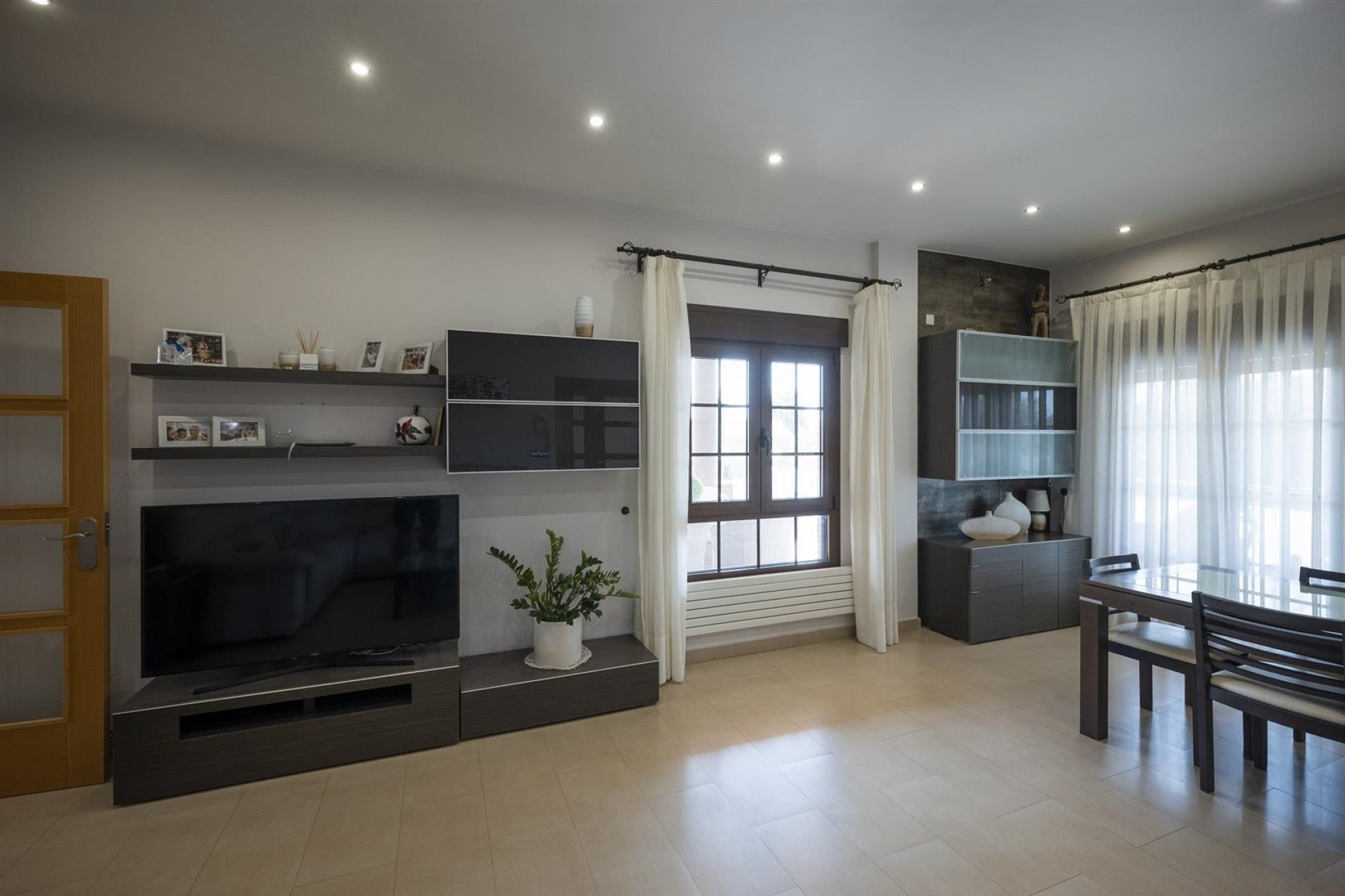 4-bedroom Villa in Avileses photo 9