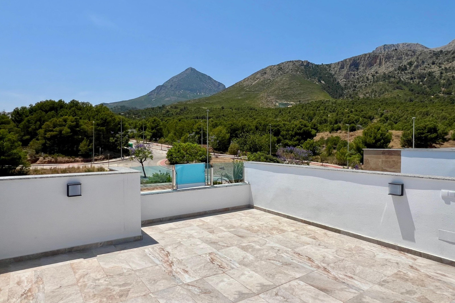 Nouvelle construction - Villa / Jumelée - Polop