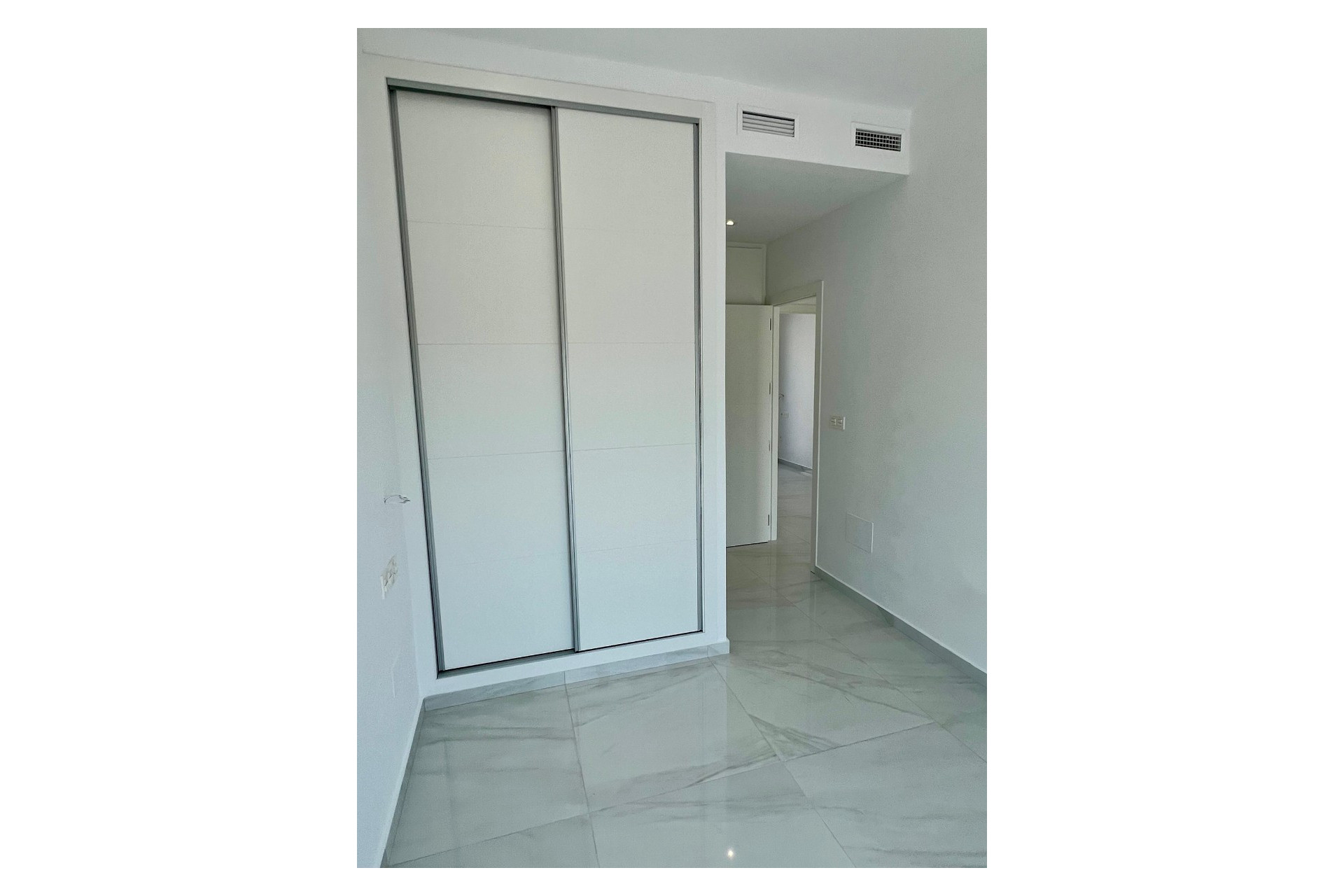 Obra nueva - Villa / Semi pareado - Polop