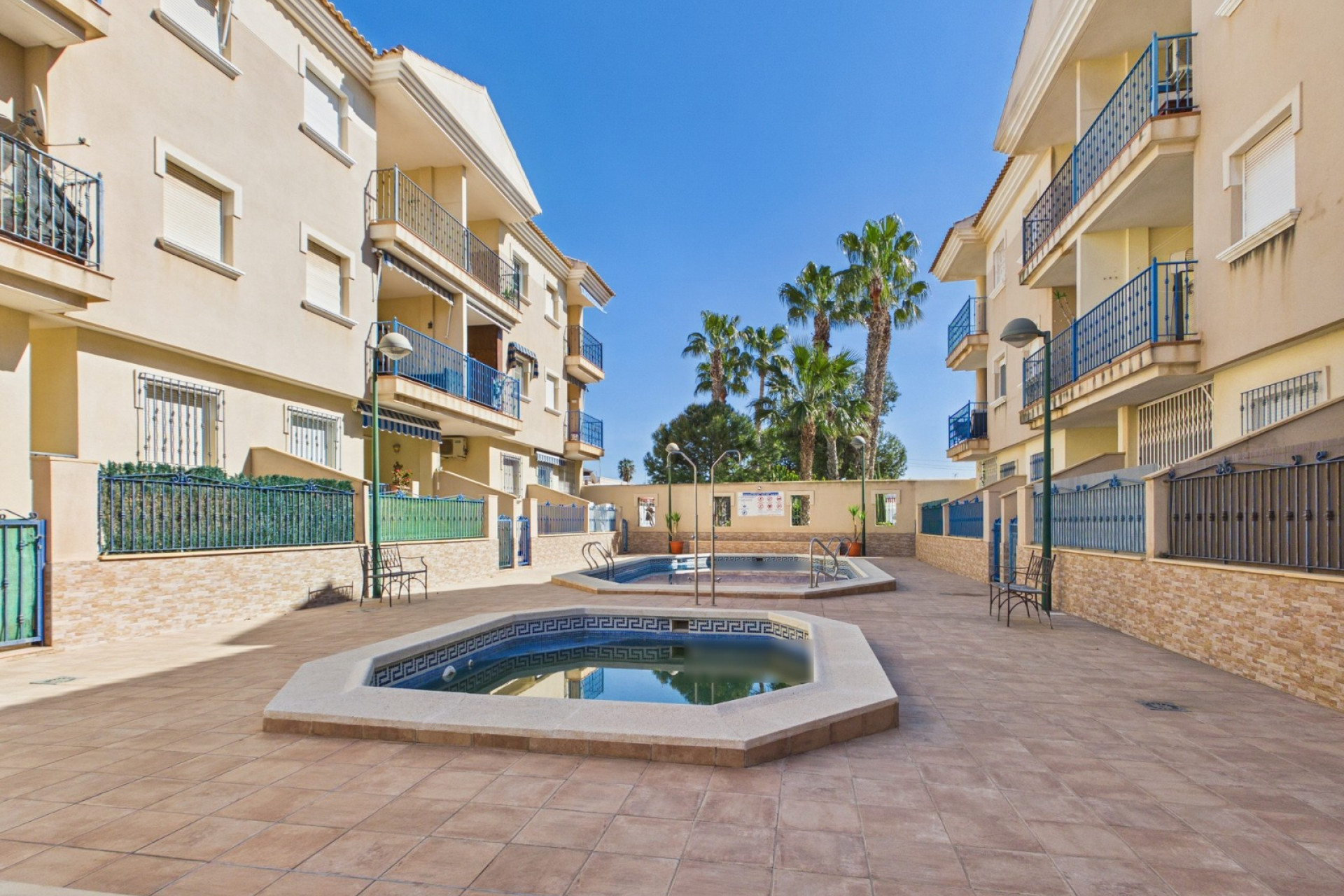 Resale - Apartment - Los Alcázares