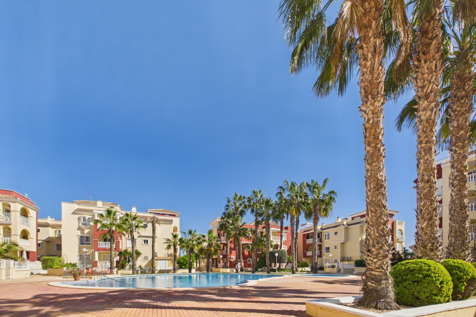 Resale - Apartment - Los Alcázares
