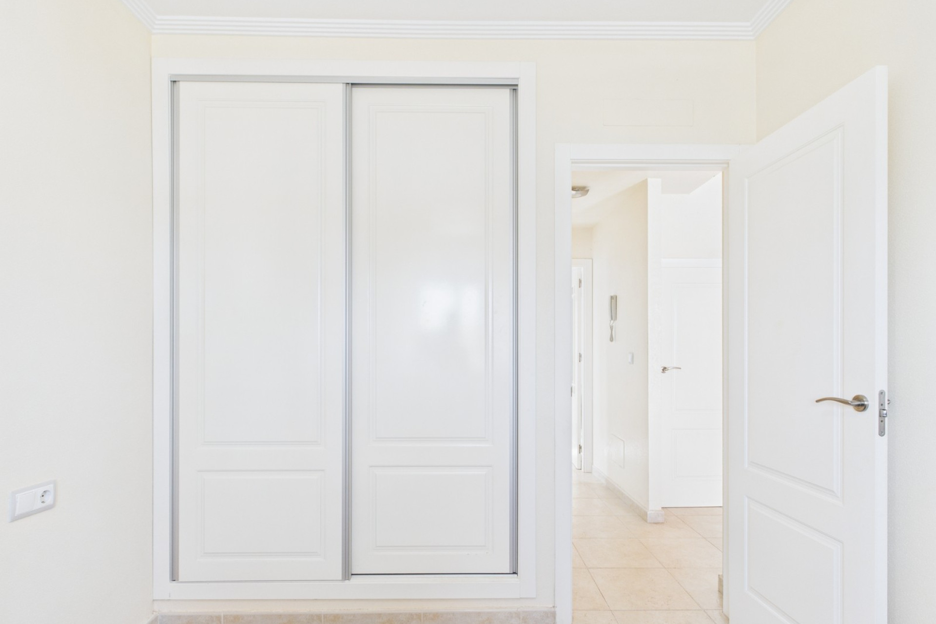 Resale - Apartment - San Cayetano