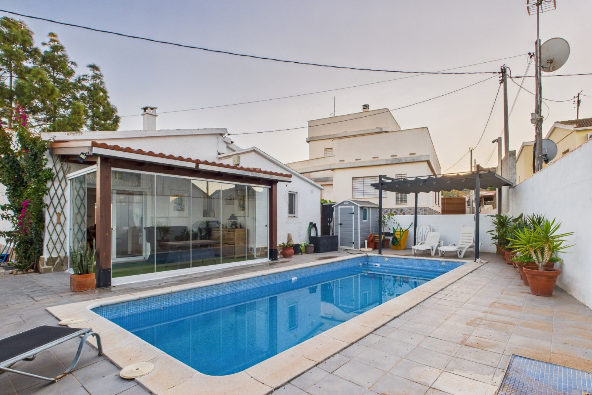 Resale - Villa - El Carmoli - El carmoli