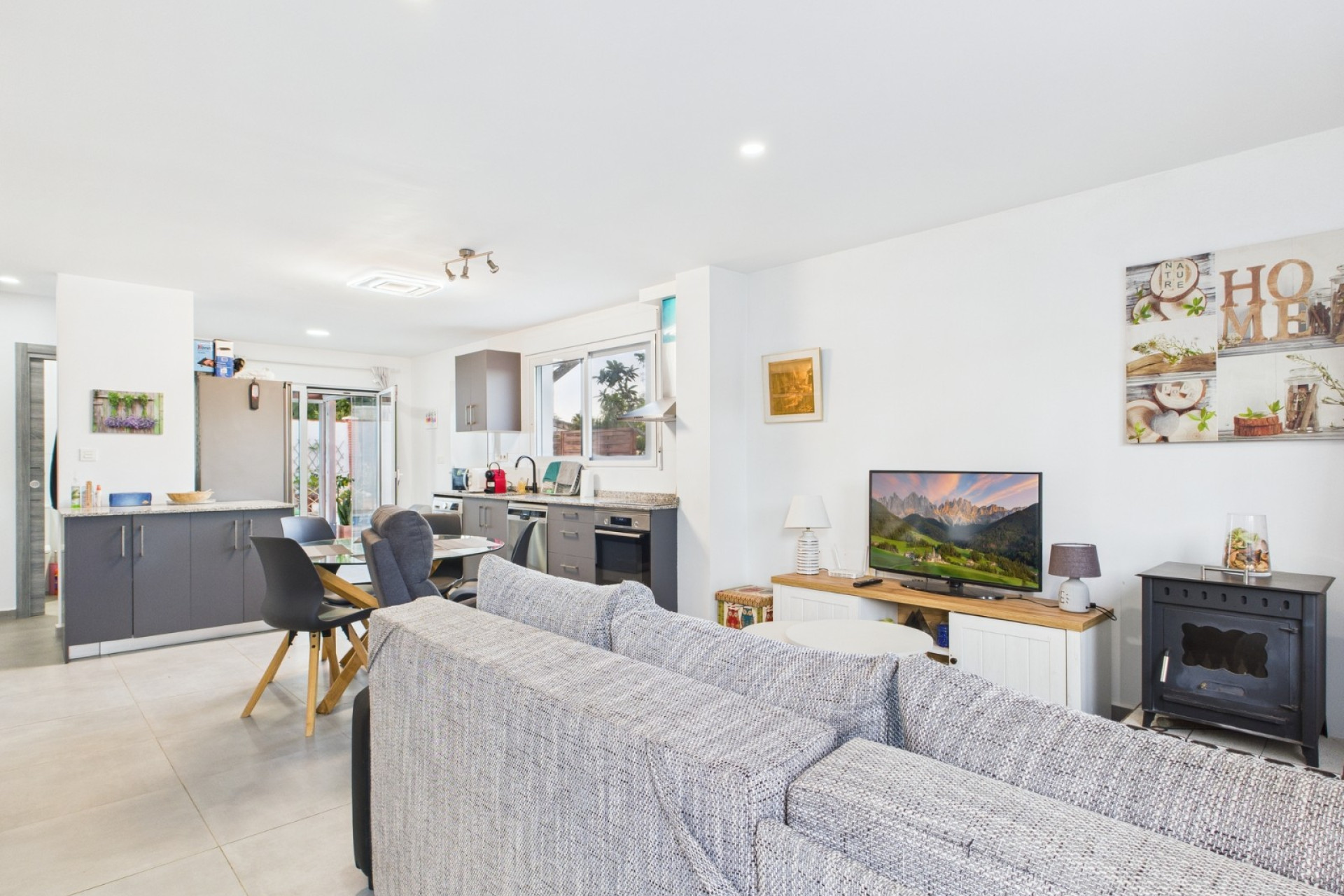 Resale - Villa - El Carmoli - El carmoli