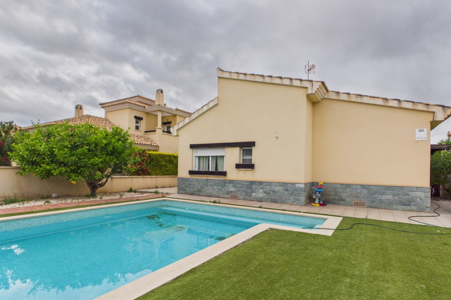 Resale - Villa - GEA Y TRUYOLS
