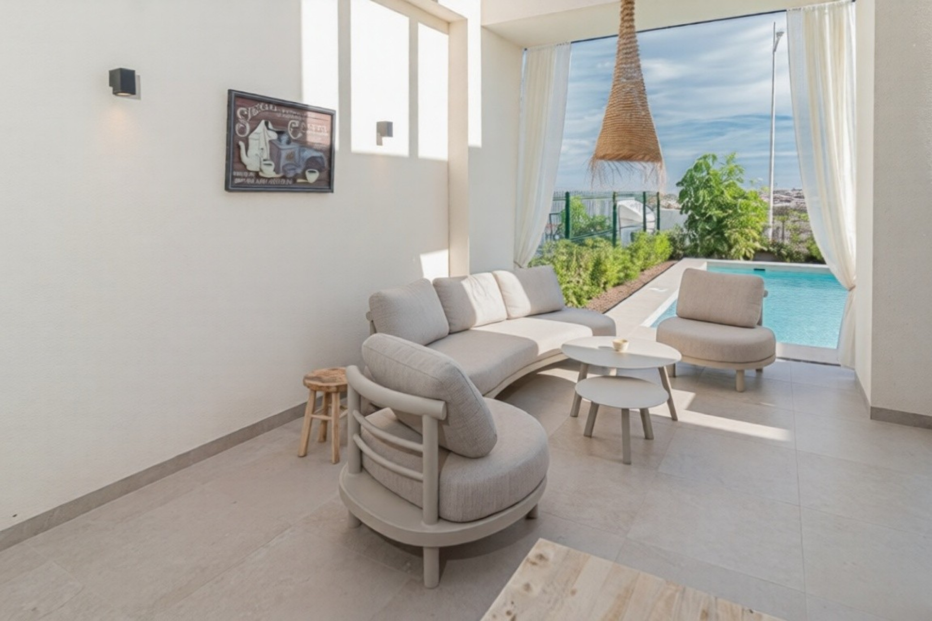 Resale - Villa - La Finca Golf