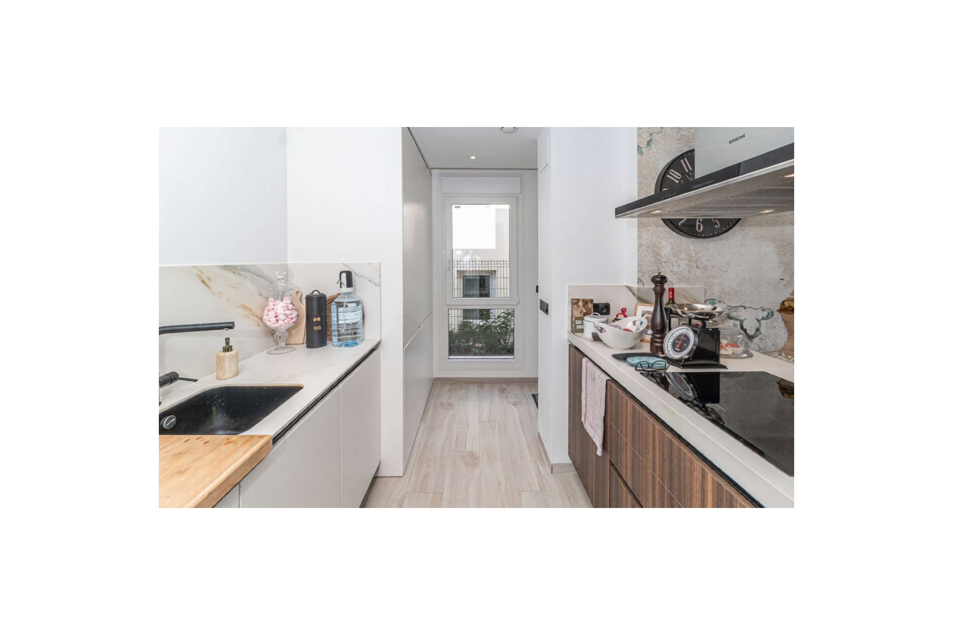 Resale - Villa - La Finca Golf