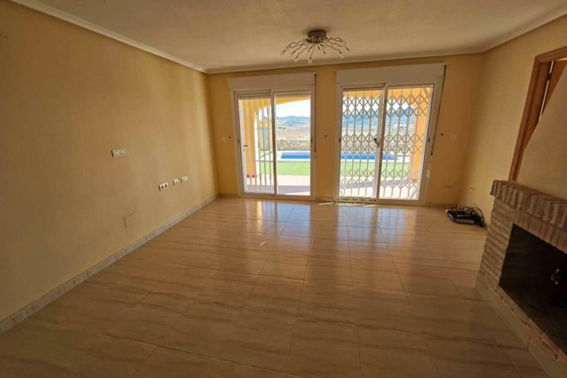 Resale - Villa - Pinoso