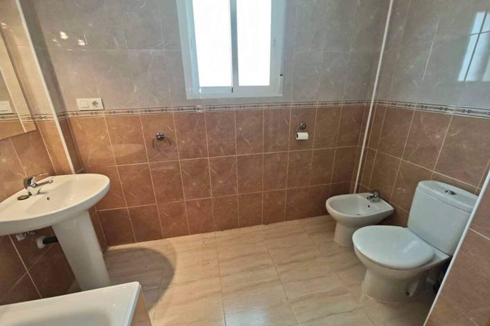 Resale - Villa - Pinoso