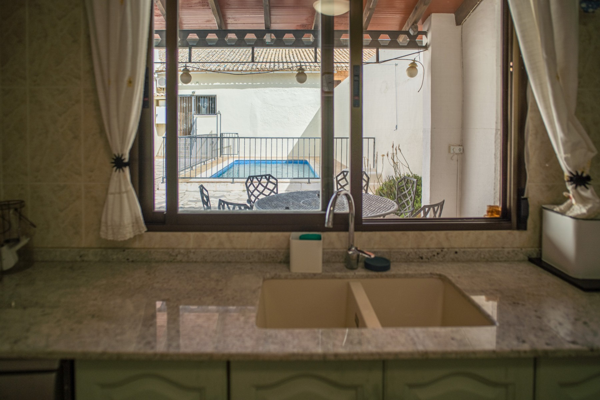 Resale - Villa - Pinoso