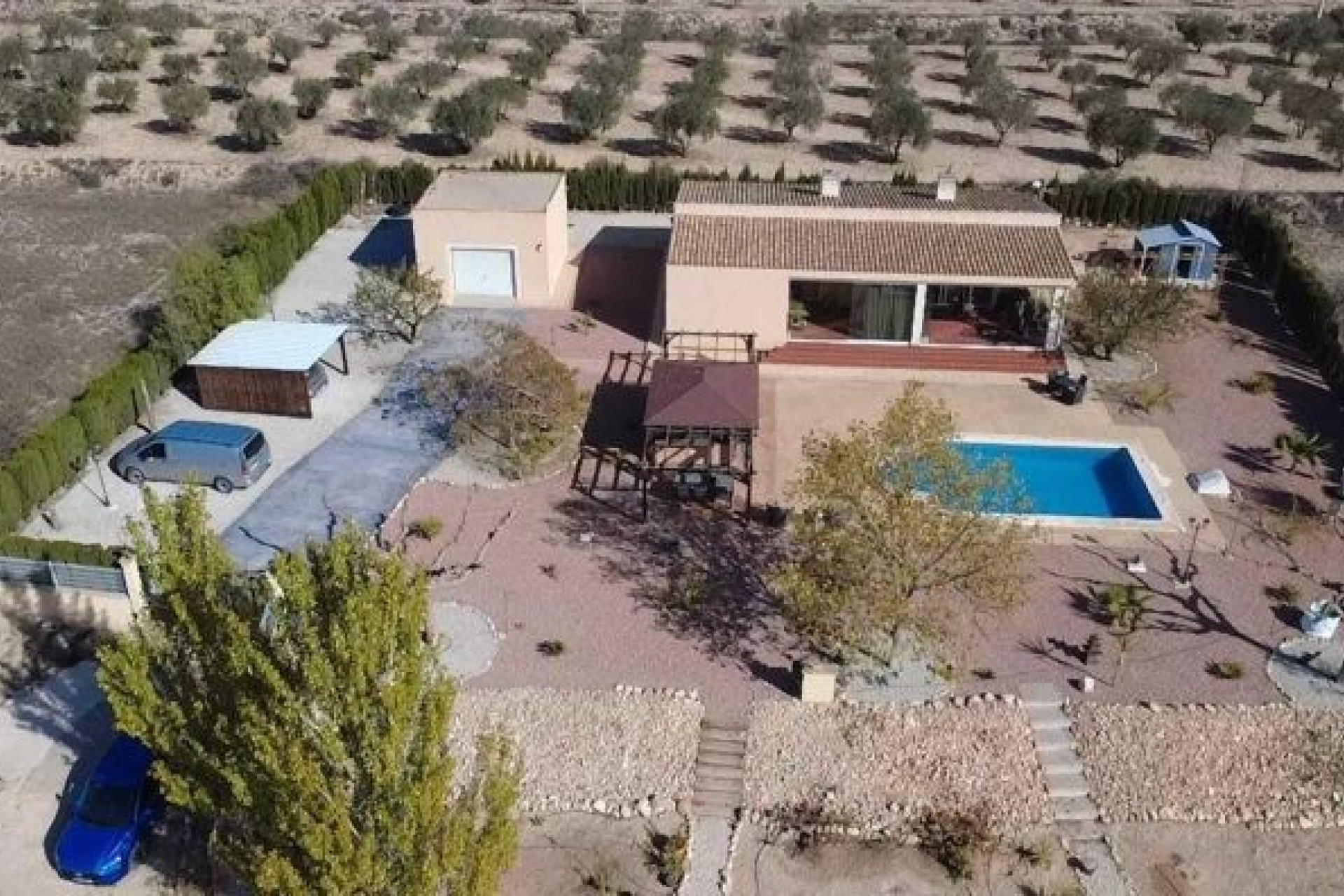 Resale - Villa - Sax