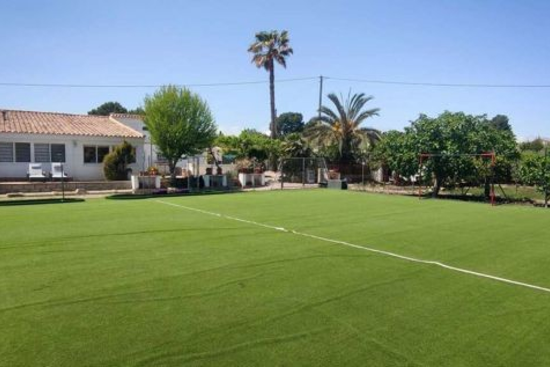 Resale - Villa - Sax