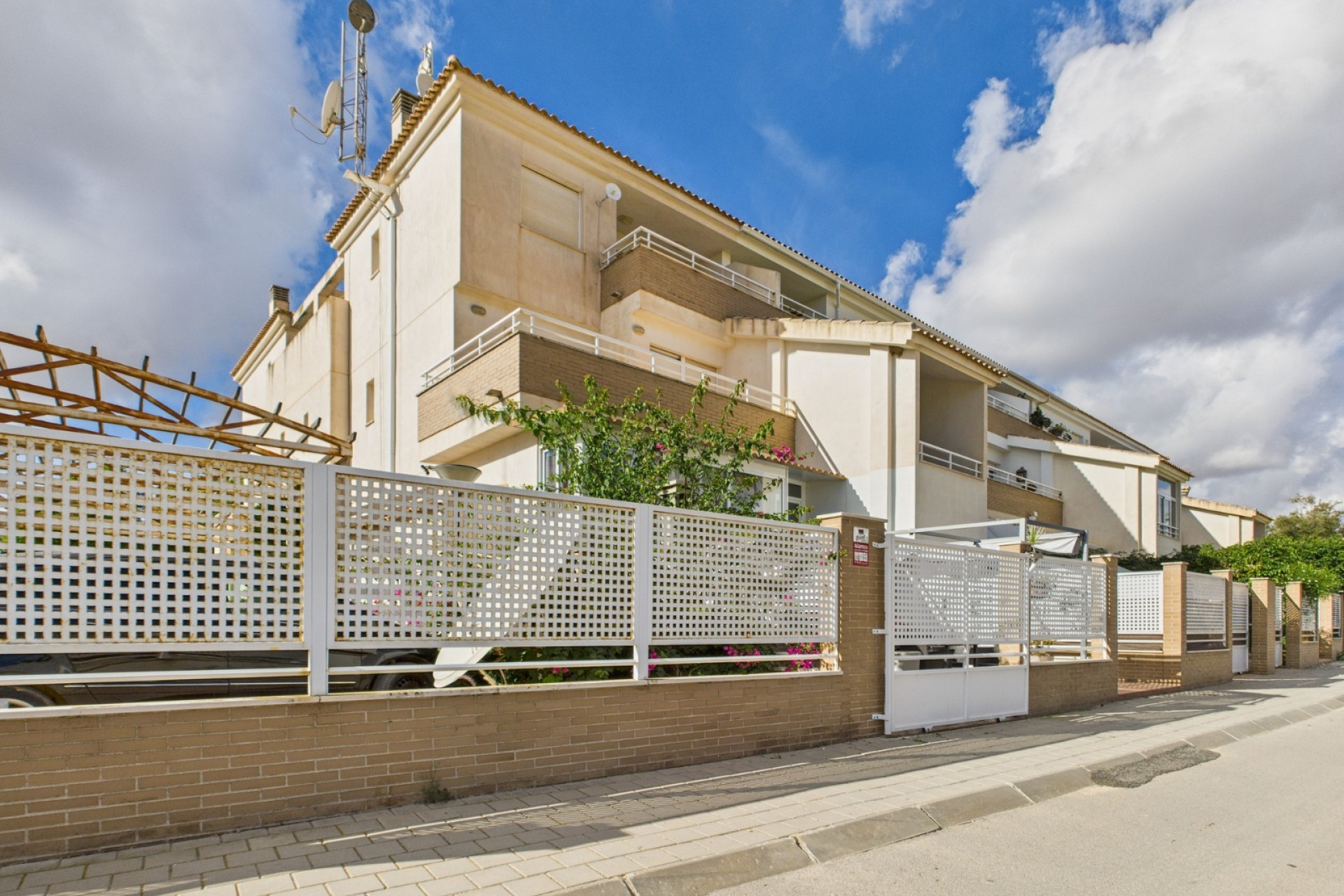 Reventa - Apartment - San Cayetano