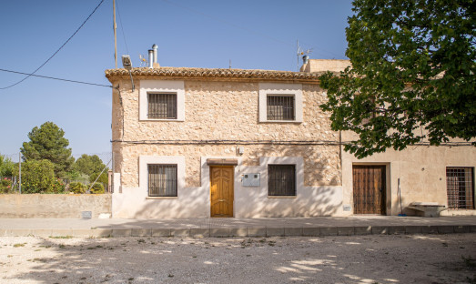 Villa - Wiederverkauf - Pinoso - Pinoso