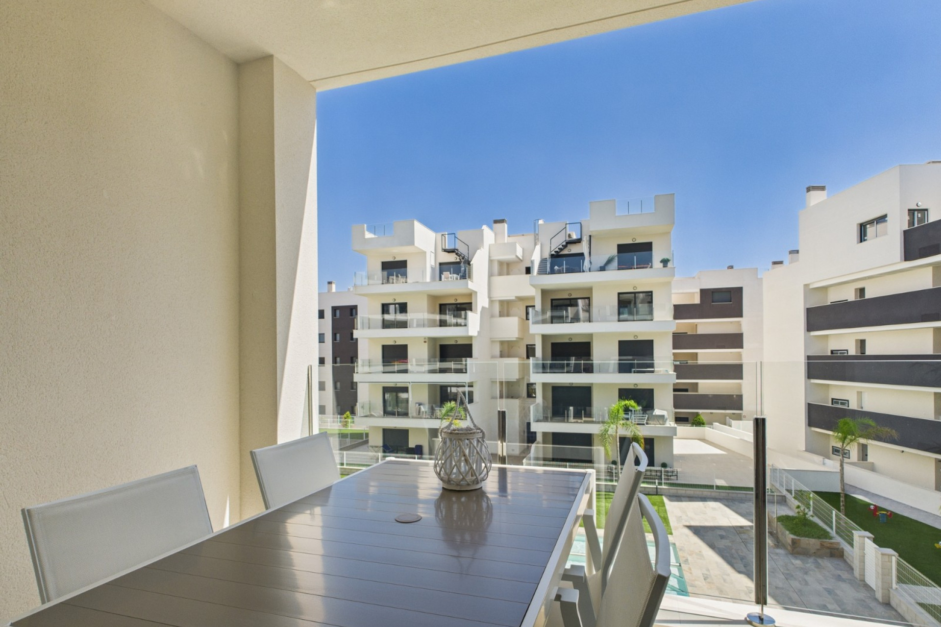 Wiederverkauf - Apartment - 