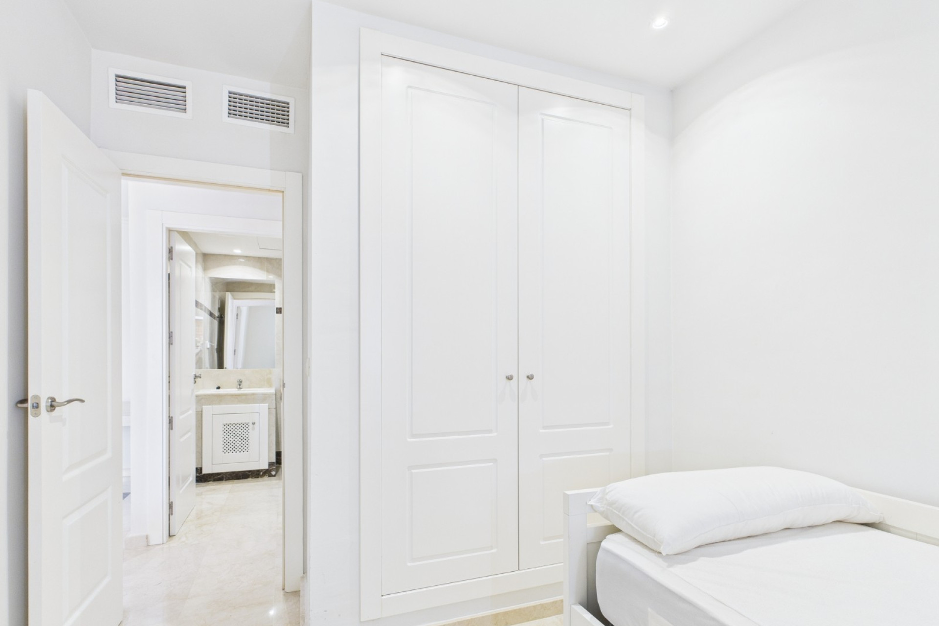 Wiederverkauf - Apartment - 