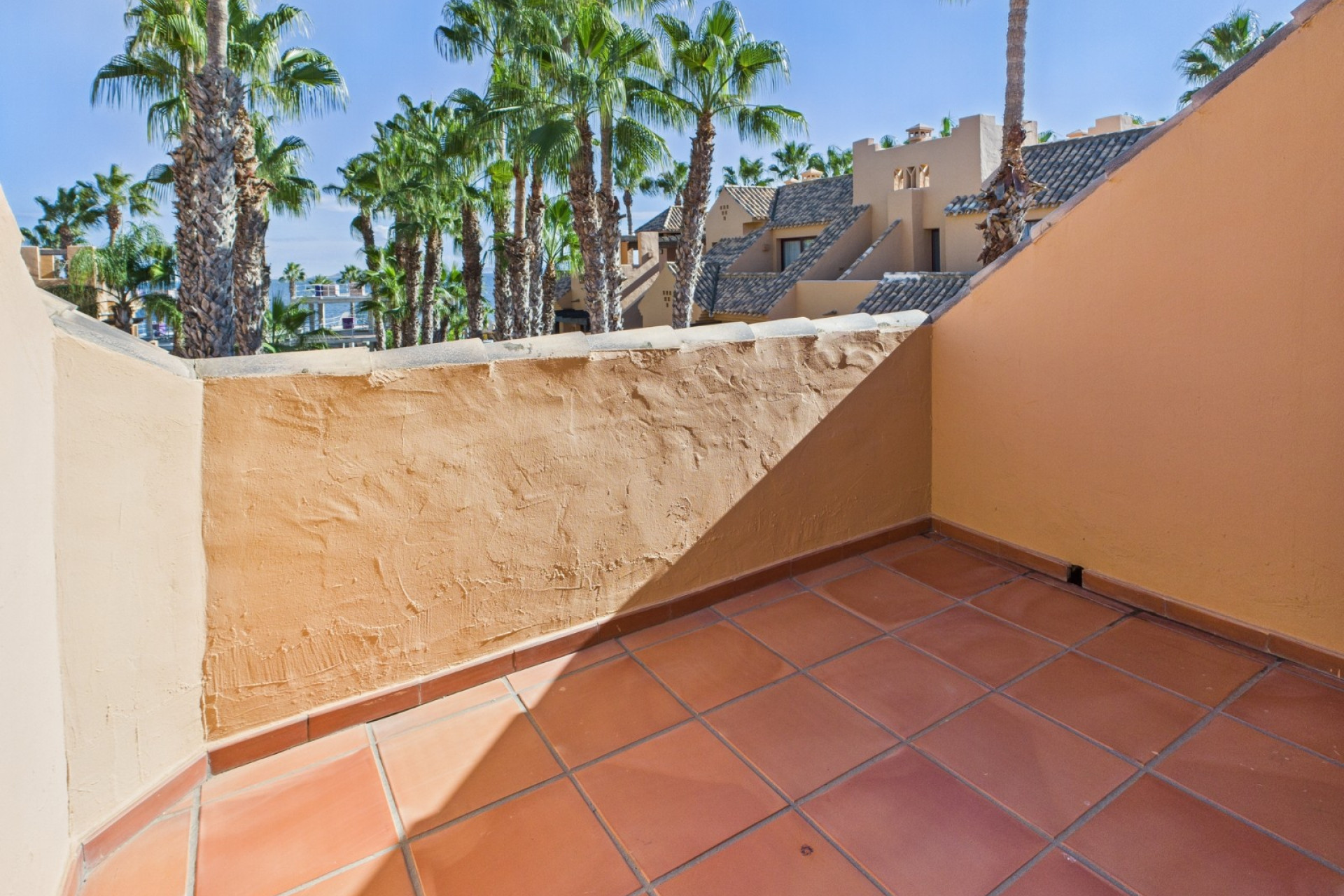 Wiederverkauf - Apartment - 