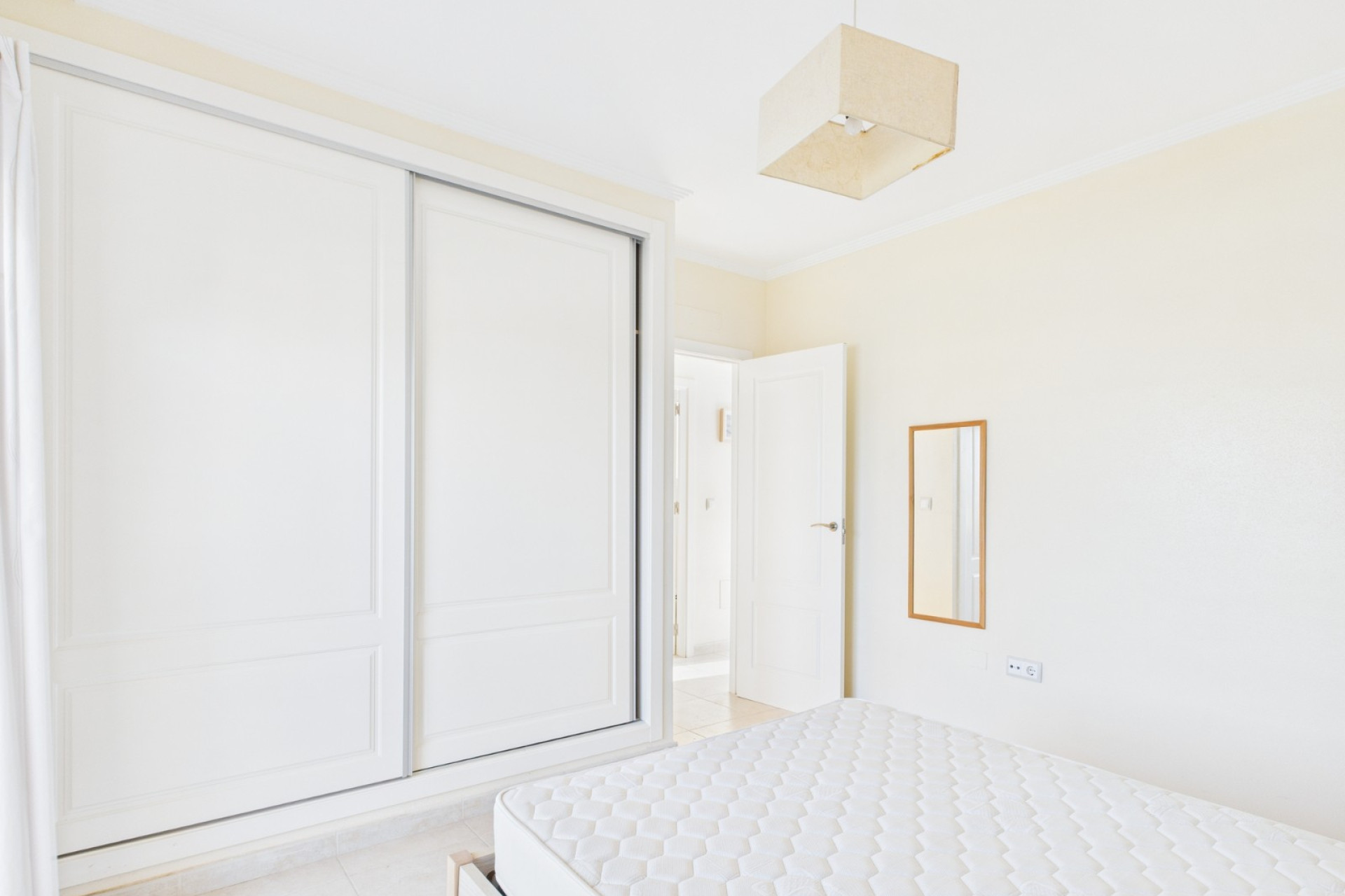 Wiederverkauf - Apartment - 