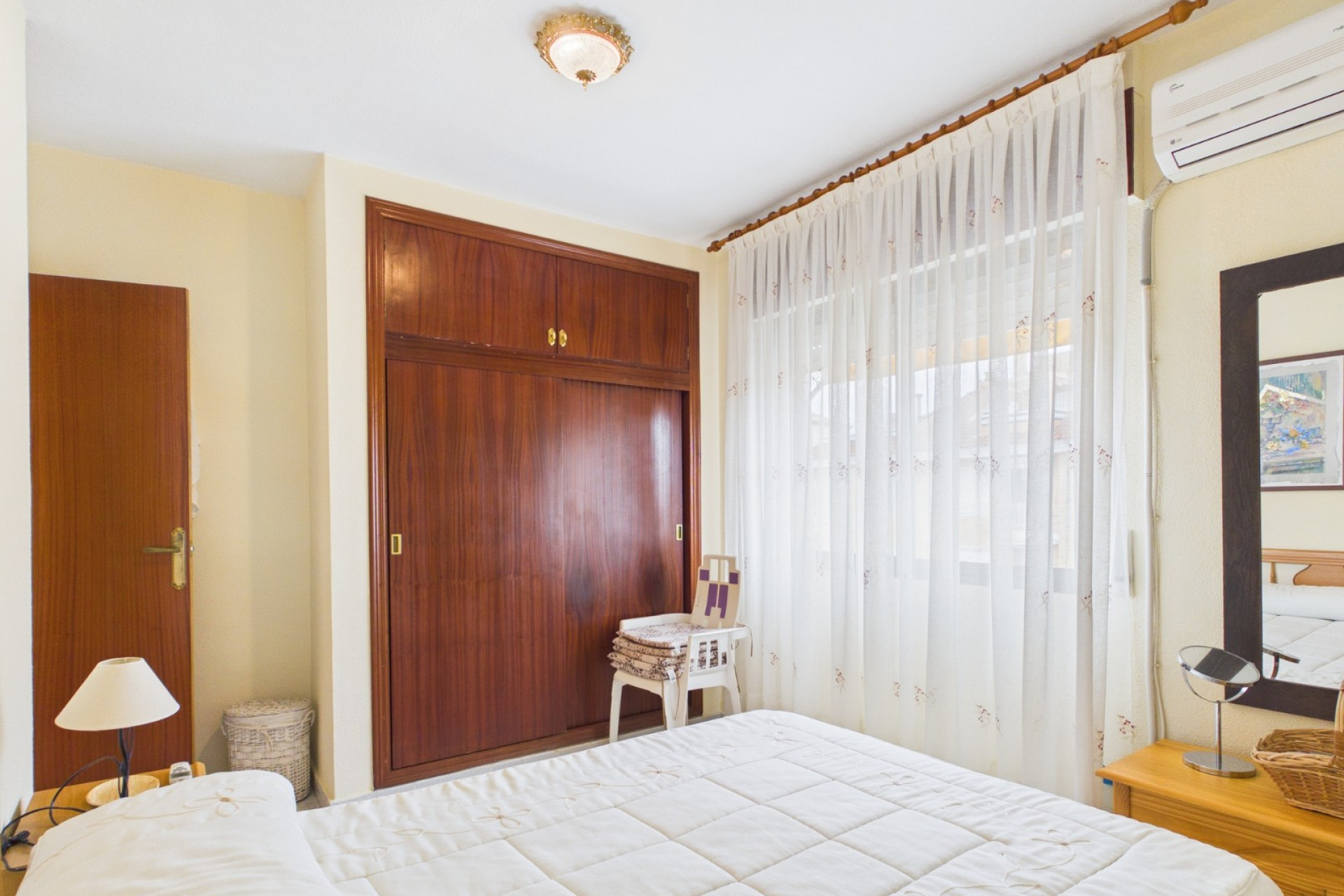 Wiederverkauf - Apartment - 