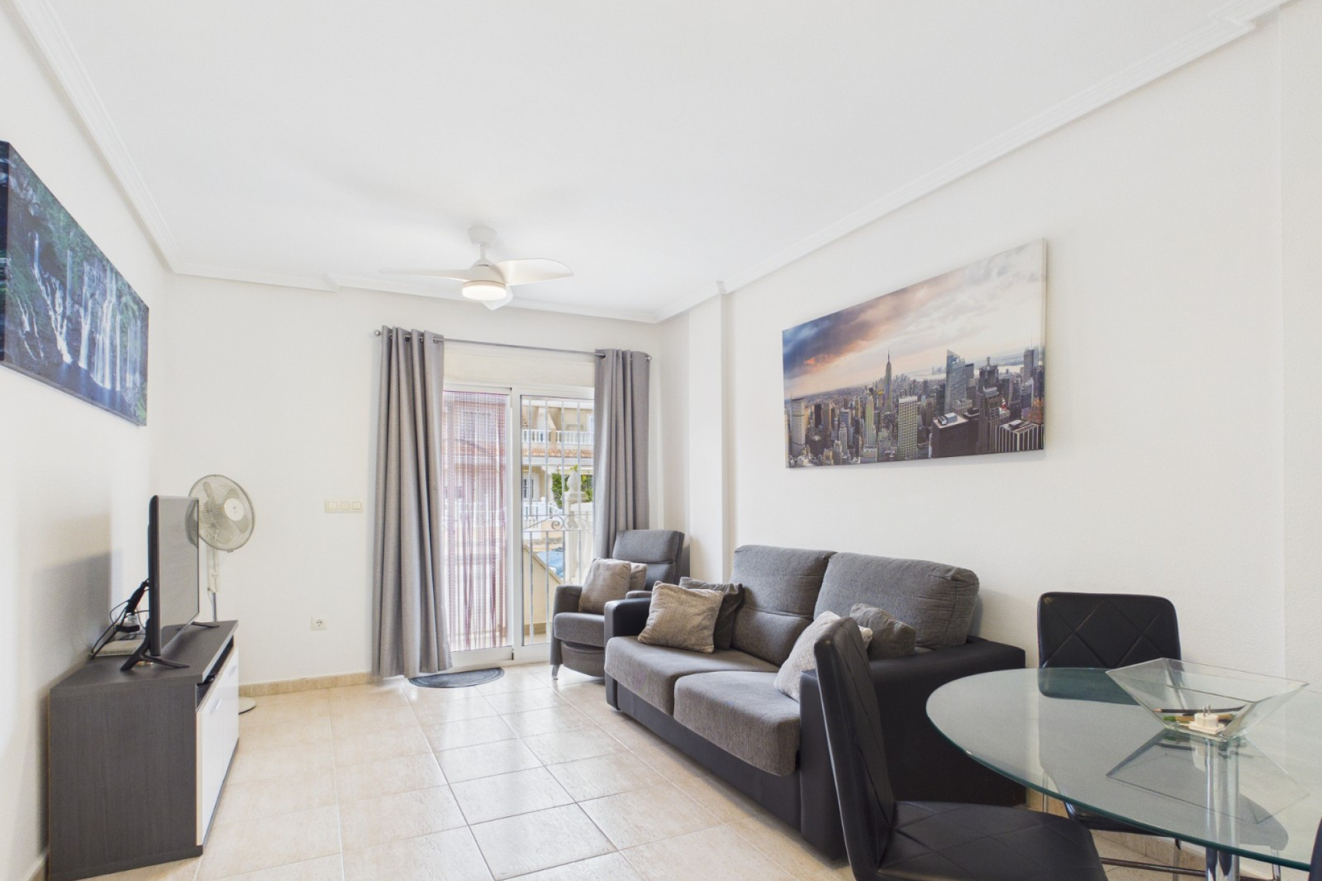 Wiederverkauf - Apartment - 