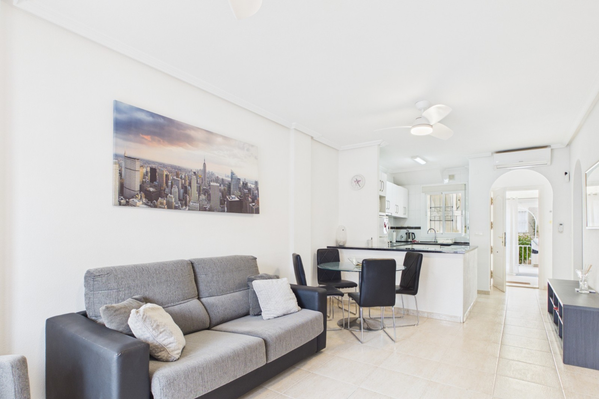 Wiederverkauf - Apartment - 