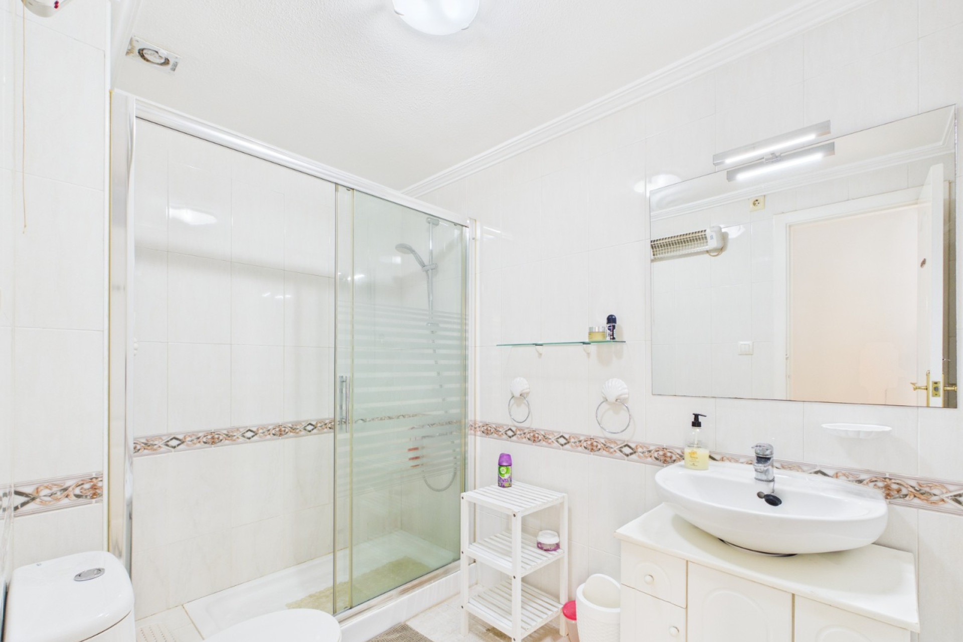 Wiederverkauf - Apartment - 