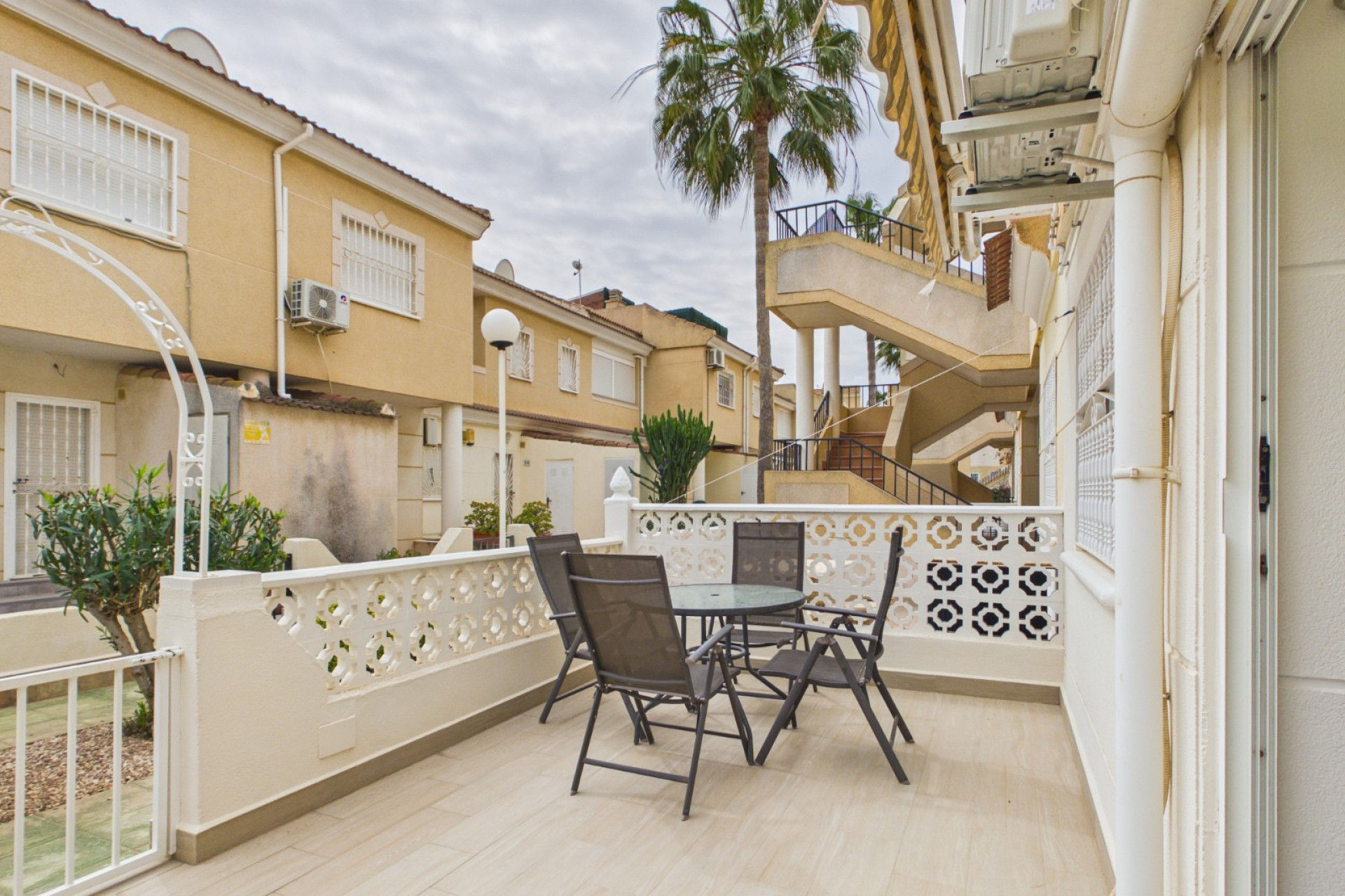 Wiederverkauf - Apartment - 