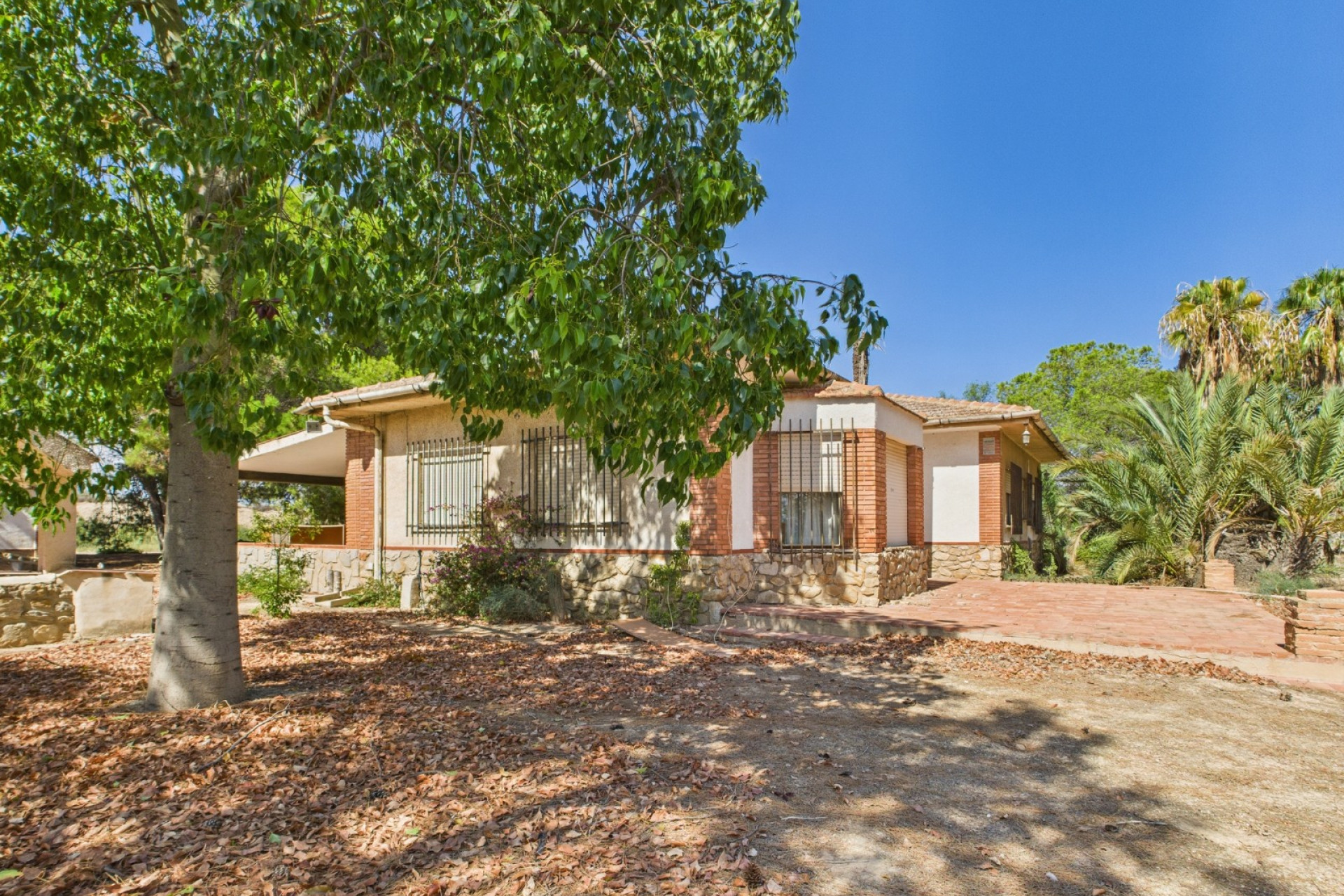 Wiederverkauf - Grundstück / Grundstück -  - Bahía Bella