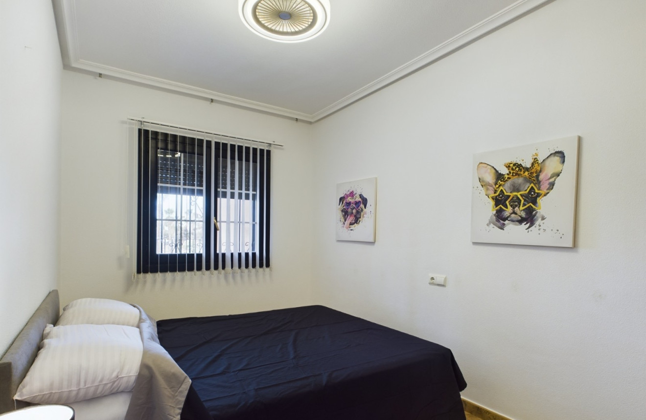 Herverkoop - Apartment - Los Alcázares