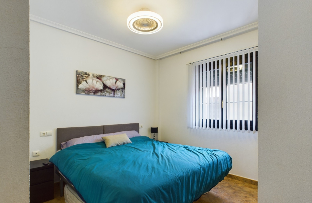 Herverkoop - Apartment - Los Alcázares