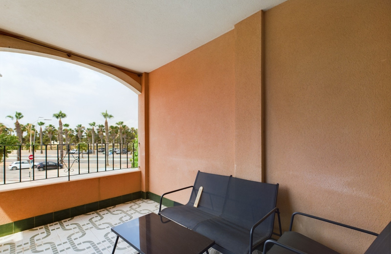 Resale - Apartment - Los Alcázares