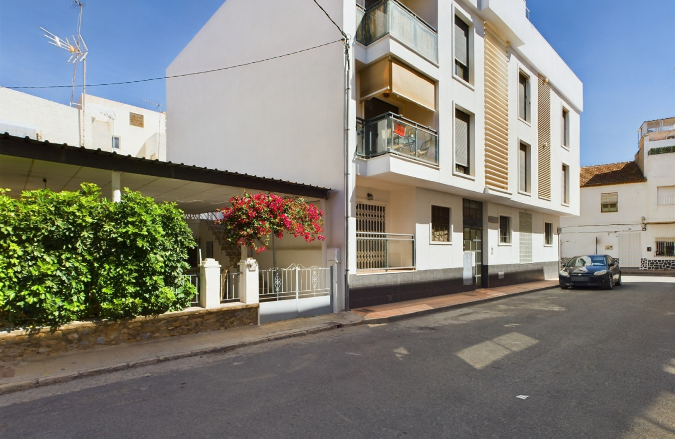 Resale - Apartment - Santiago de la Ribera