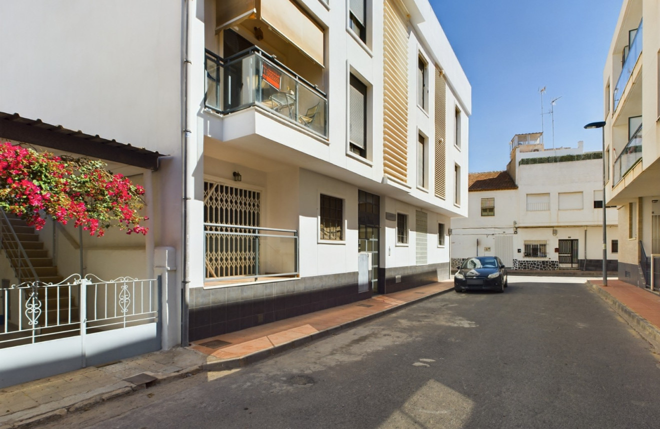 Resale - Apartment - Santiago de la Ribera