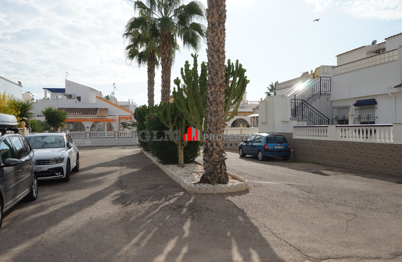 Resale - Apartment - Los Narejos - Oasis