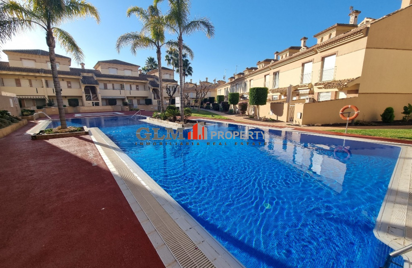 Resale - Apartment - Los Alcázares - Albatros