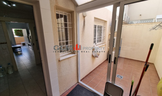 Resale - Apartment - Los Alcázares - Albatros