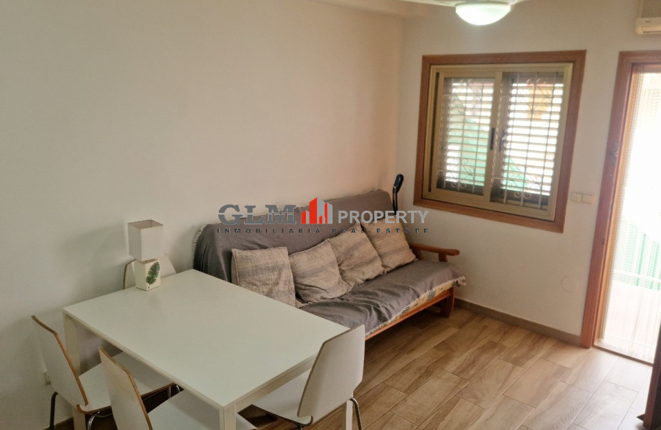 Herverkoop - Apartment - Los Alcázares