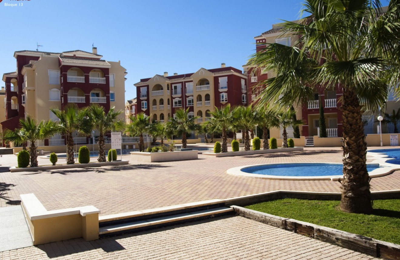 Resale - Apartment - Los Alcázares - Puerto Marina