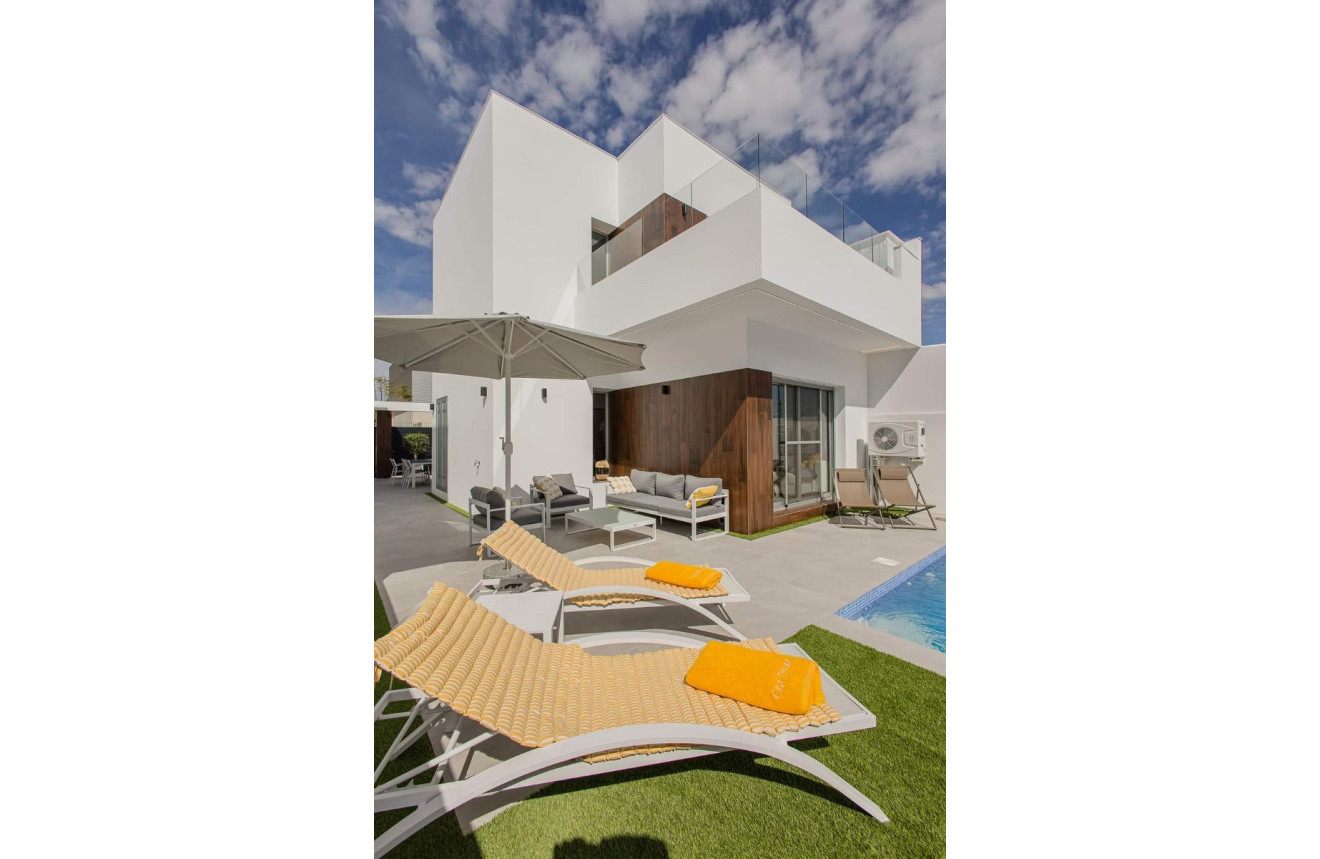 Obra nueva - Villa - La Marina