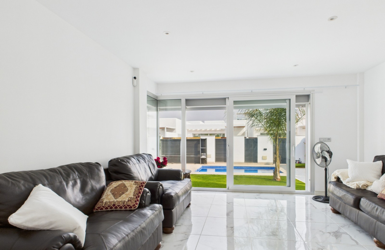 Resale - Villa - Los Alcázares - Las Lomas del Rame