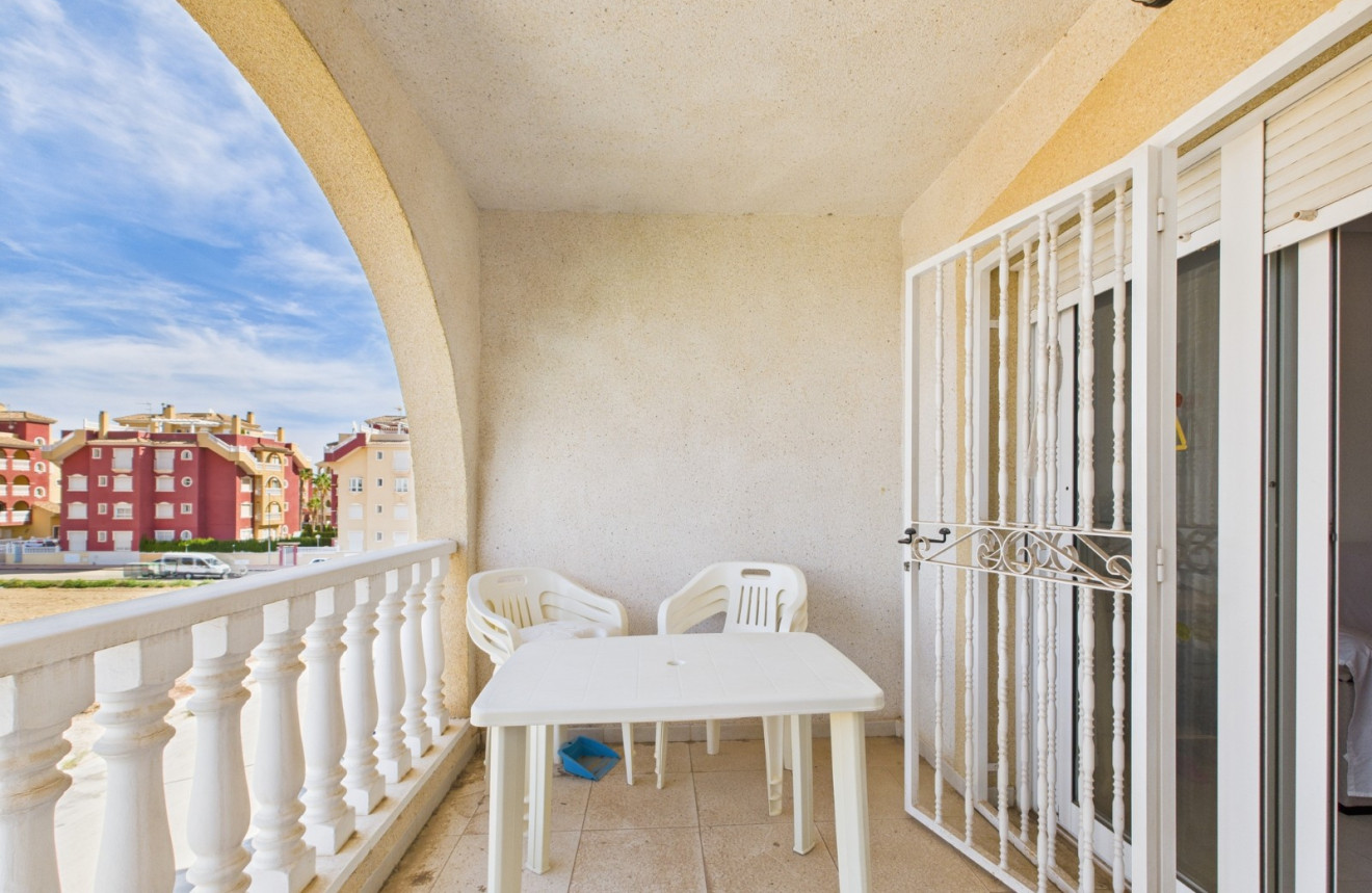 Resale - Apartment - Los Alcázares - El Divino