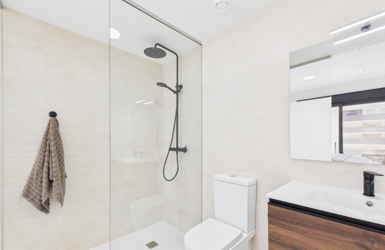 Wiederverkauf - Apartment - 