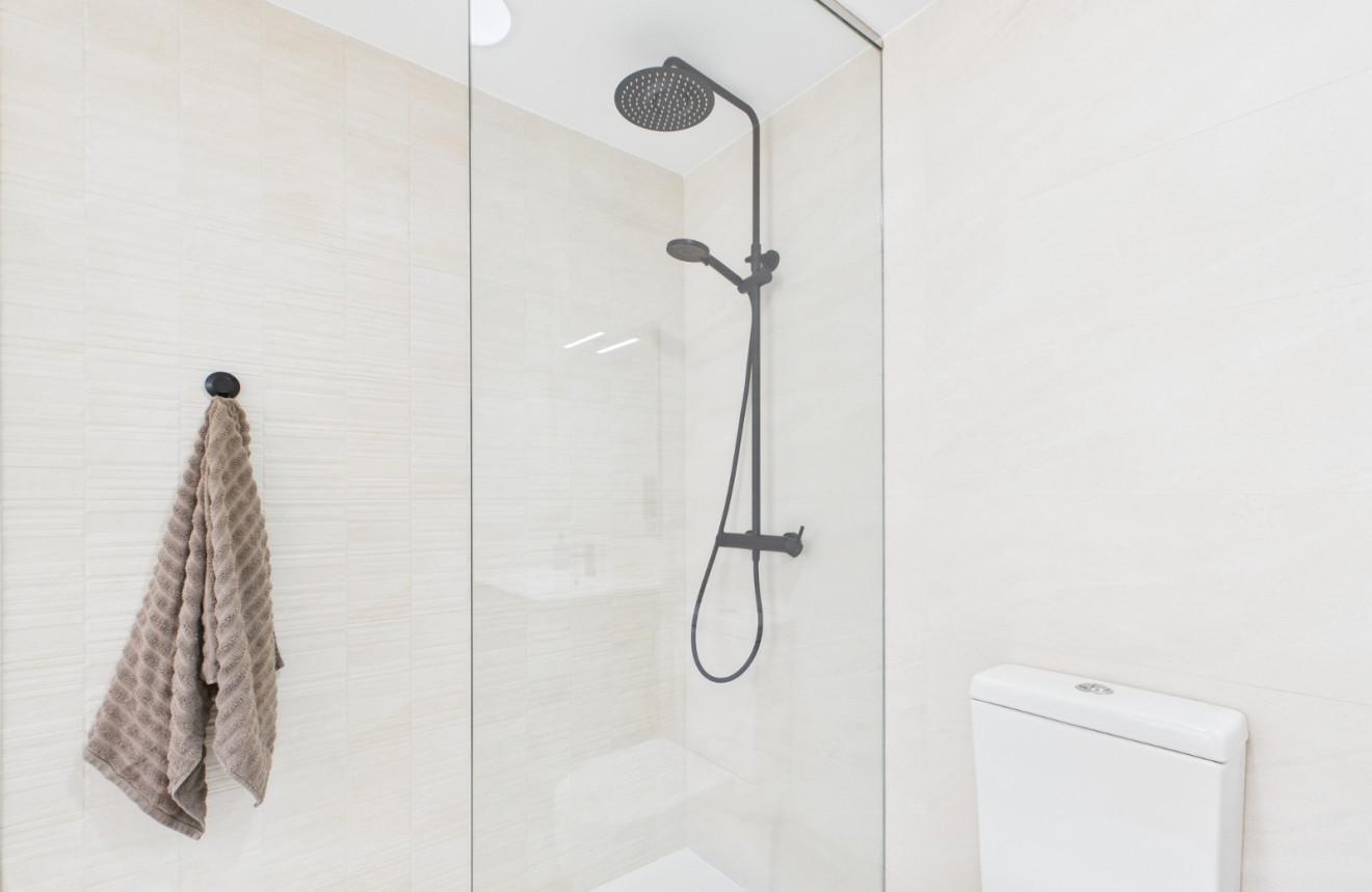 Wiederverkauf - Apartment - 