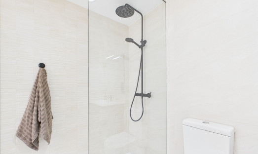 Wiederverkauf - Apartment - 