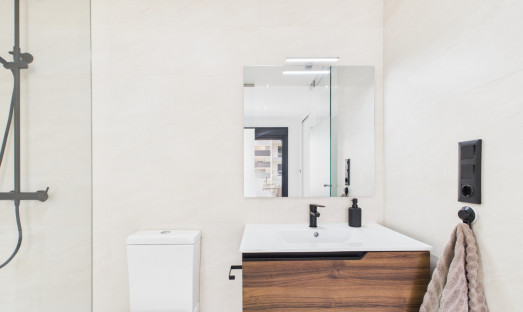 Wiederverkauf - Apartment - 