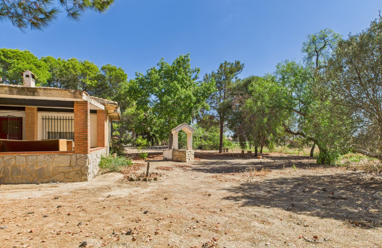 Resale - Plot / Land - Los Alcázares - Bahía Bella